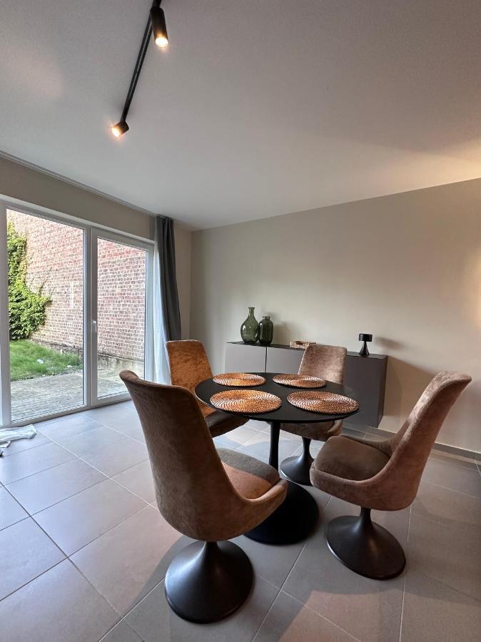 Mons - Superbe Appartement 2Ch - Parking Gratuit Exterior foto